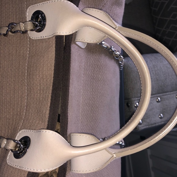***SOLD*** CHANEL Beige Canvas Deauville Large Tote Bag - Picture 5 of 16
